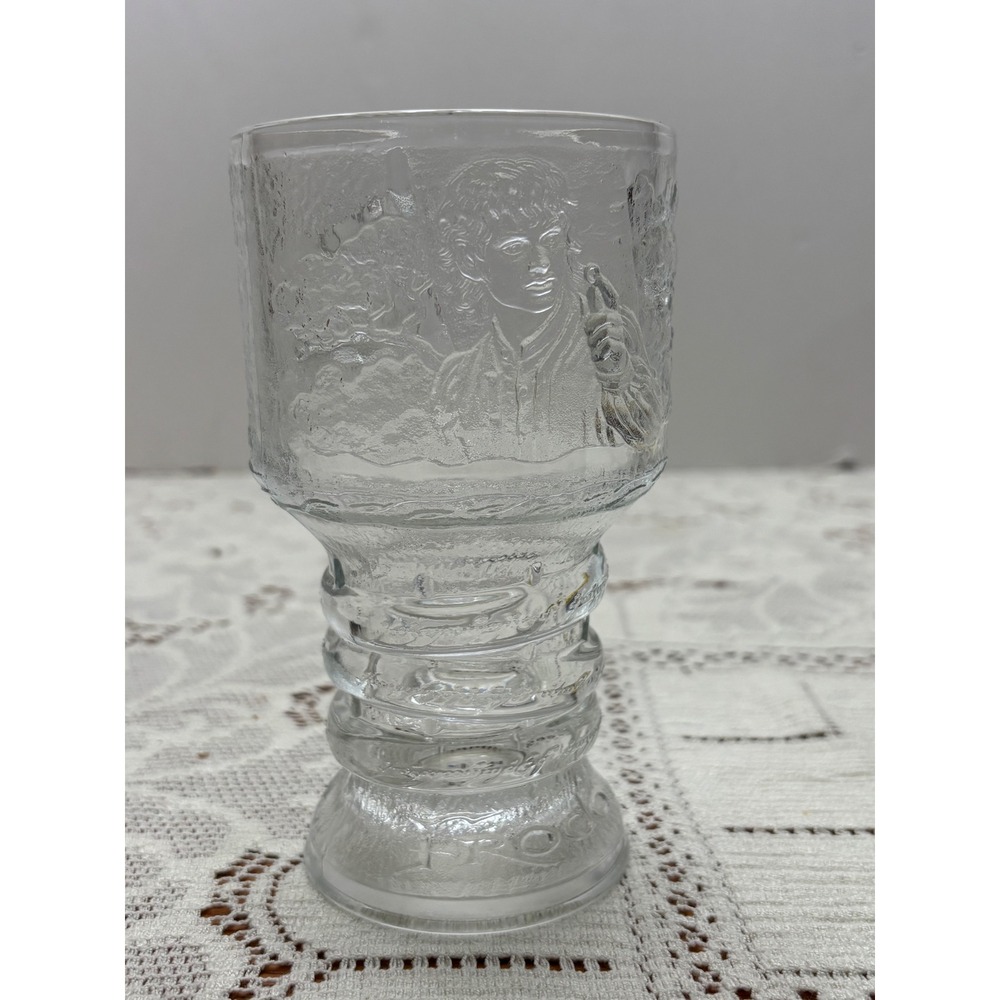 Lord of the Rings Burger King Frodo Baggins Glass Goblet Fellowship of Ring 2001